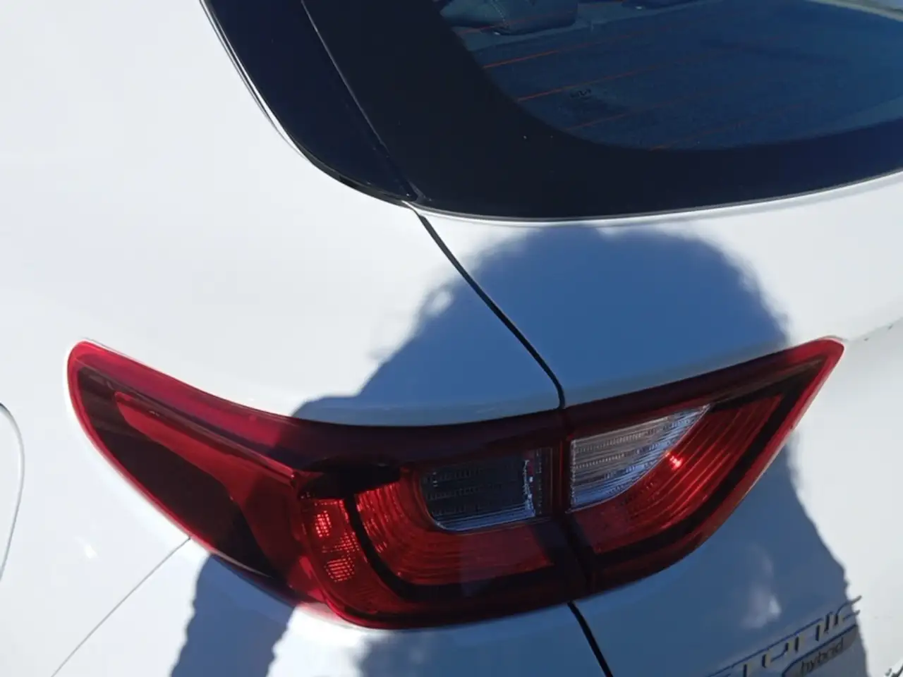 Kia Stonic 1.0 T-GDi MHEV Drive 100 — Galería del vehículo 17