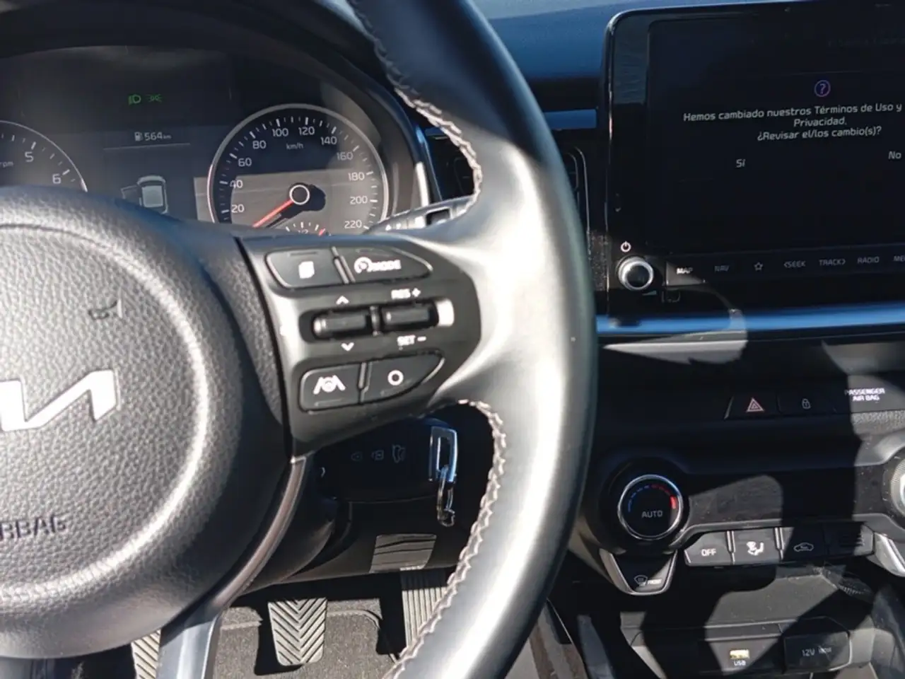 Kia Stonic 1.0 T-GDi MHEV Drive 100 — Galería del vehículo 24