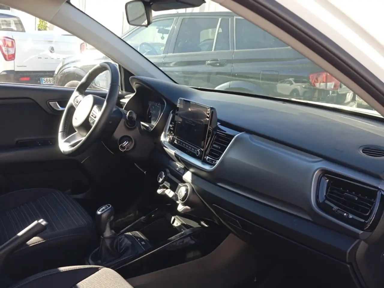 Kia Stonic 1.0 T-GDi MHEV Drive 100 — Galería del vehículo 20