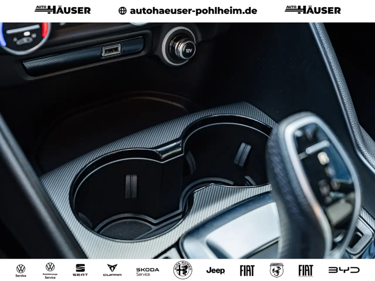 Alfa Romeo Giulia Veloce 2.0 Turbo Q4 EL. SITZE KAMERA ALLWETTER — Galería del vehículo 23