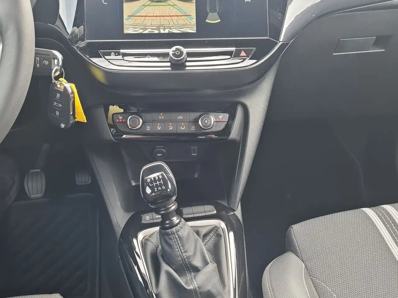 Opel Corsa GS *Rkamera*PDCv+h*SHZ*LHZ*ToteWinkelWarne — Galerie du véhicule 13