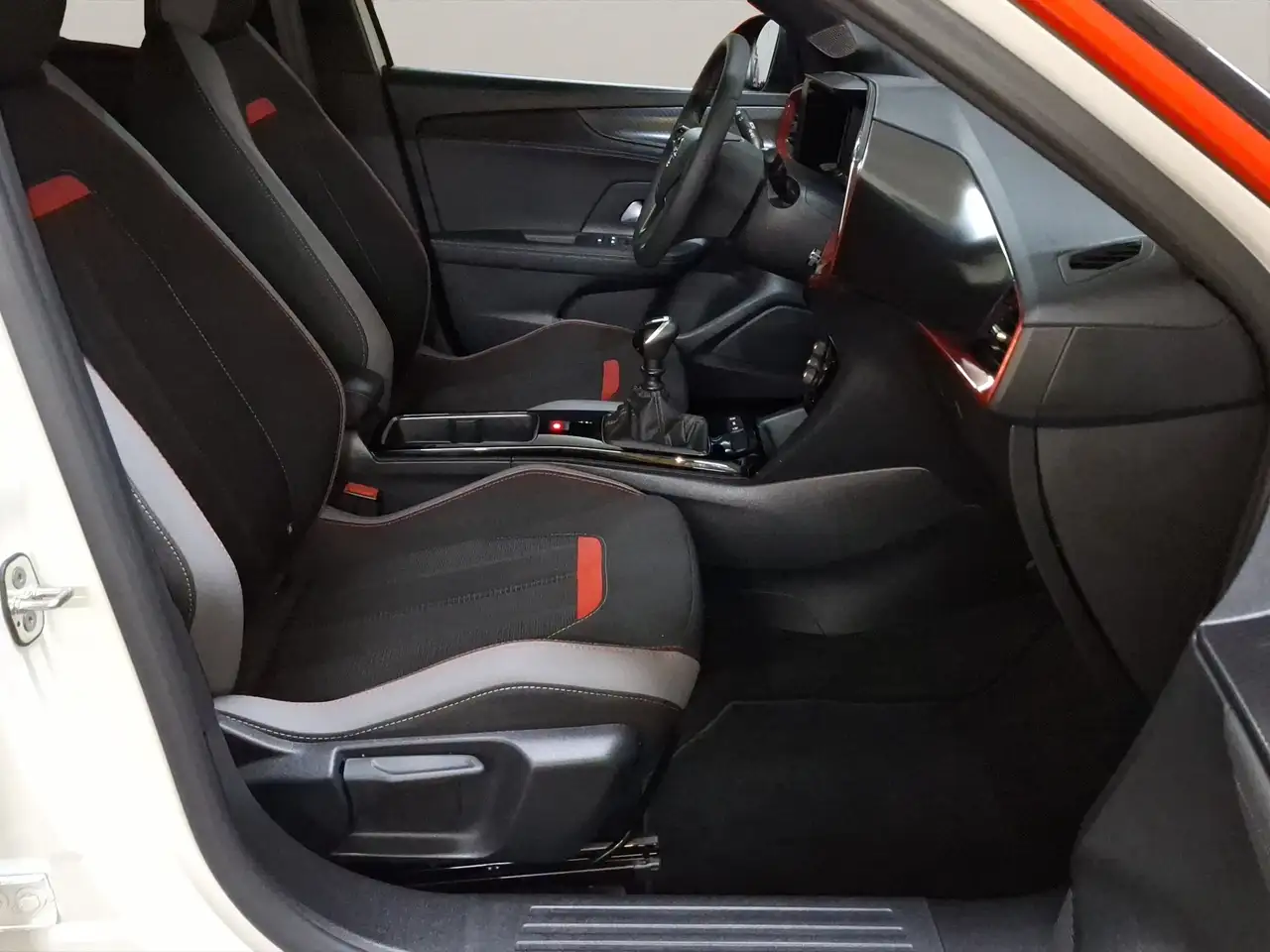 Opel Mokka 1.2 Turbo GS Line ACC+LED+SHZ+Winterp.+LM — Vehicle gallery 16