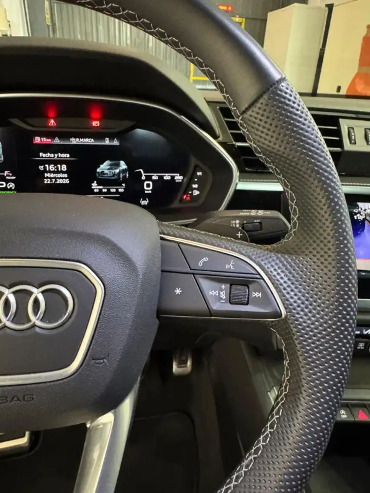 Audi Q3 40 TDI Black line quattro S tronic 142kW — Galería del vehículo 23
