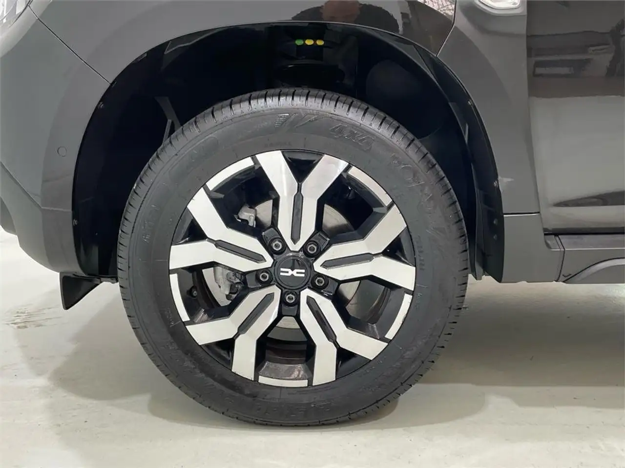 Dacia Duster 1.2 mild hybrid Journey 4x2 96kW 48v — Galerie du véhicule 15