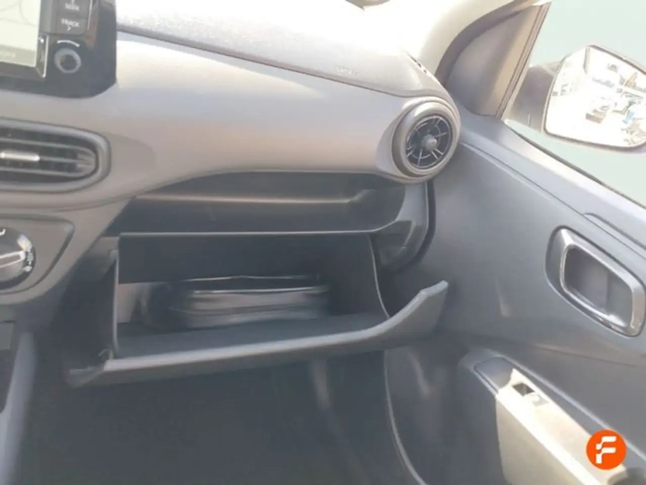 Hyundai i10 1.0 Klass — Galería del vehículo 25