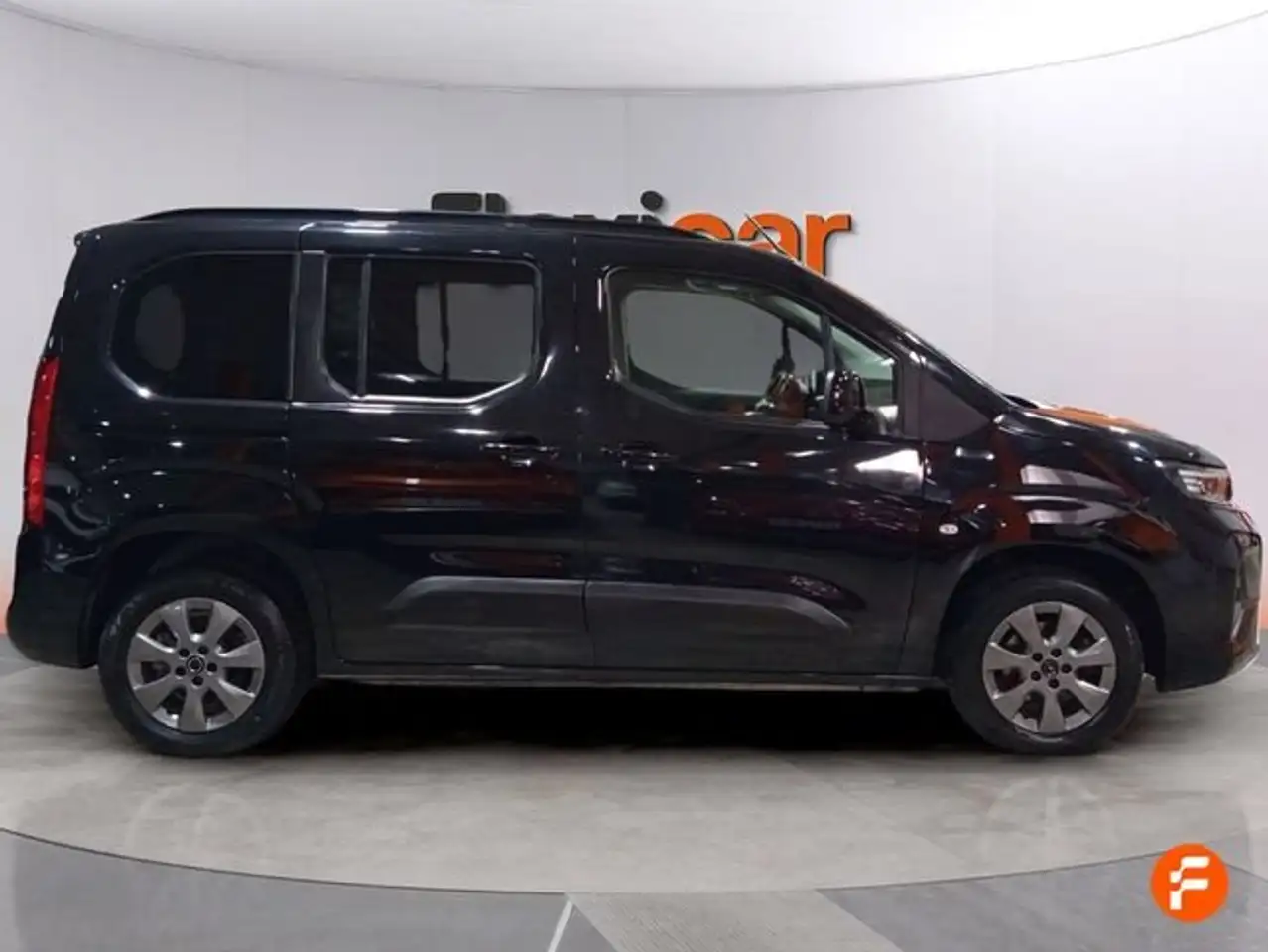 Opel Combo 100 Cv 1.5 Td S/S MT6 €6.4 — Galerie du véhicule 4