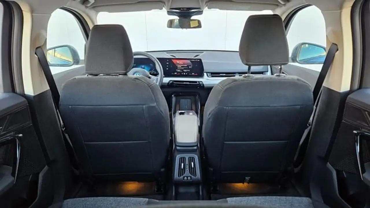 BMW X1 xDrive30eA — معرض صور السيارة 13