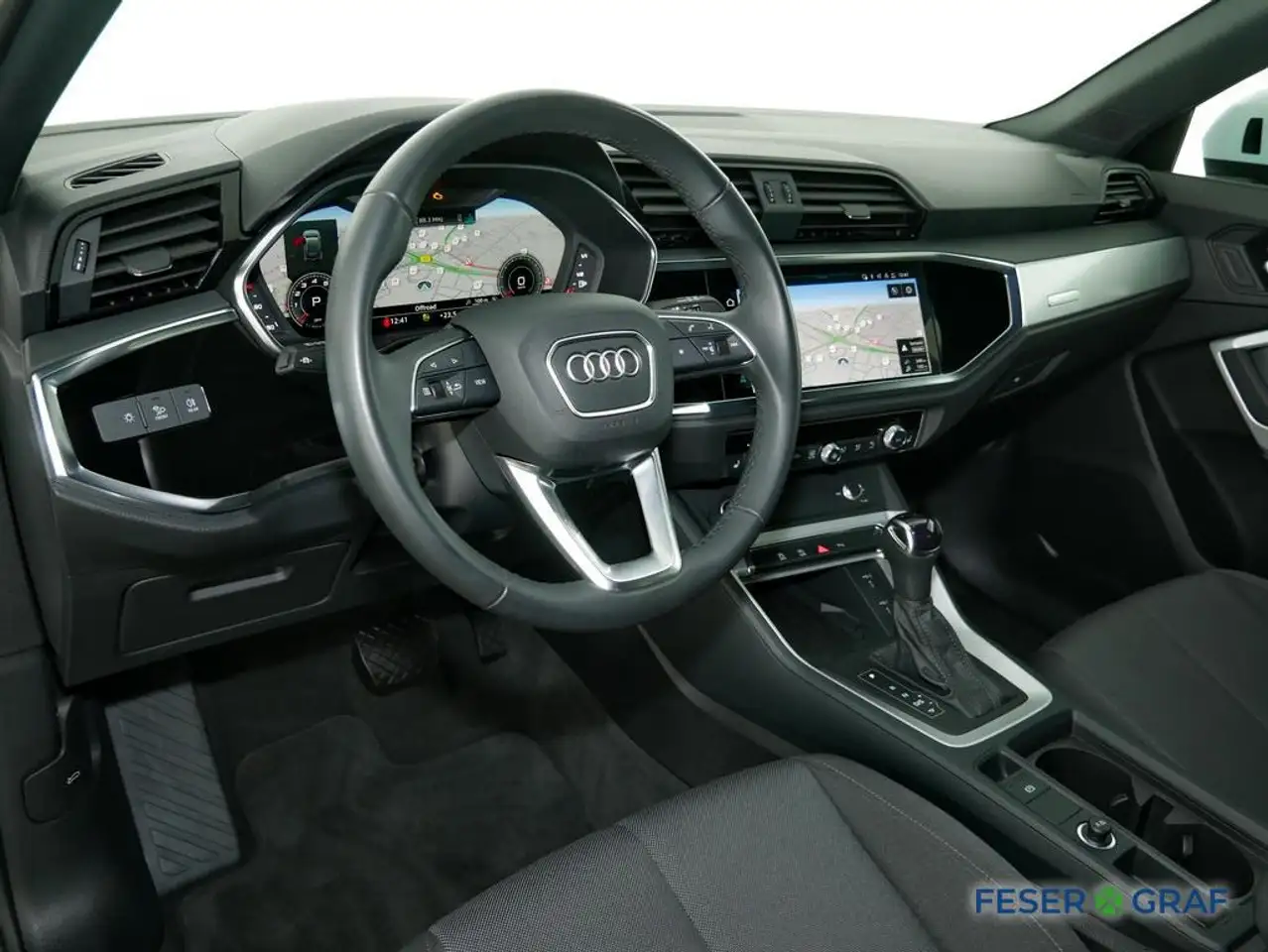 Audi Q3 SUV S line 35 TFSI S tronic Navi Plus/Kamera/LED R — معرض صور السيارة 6