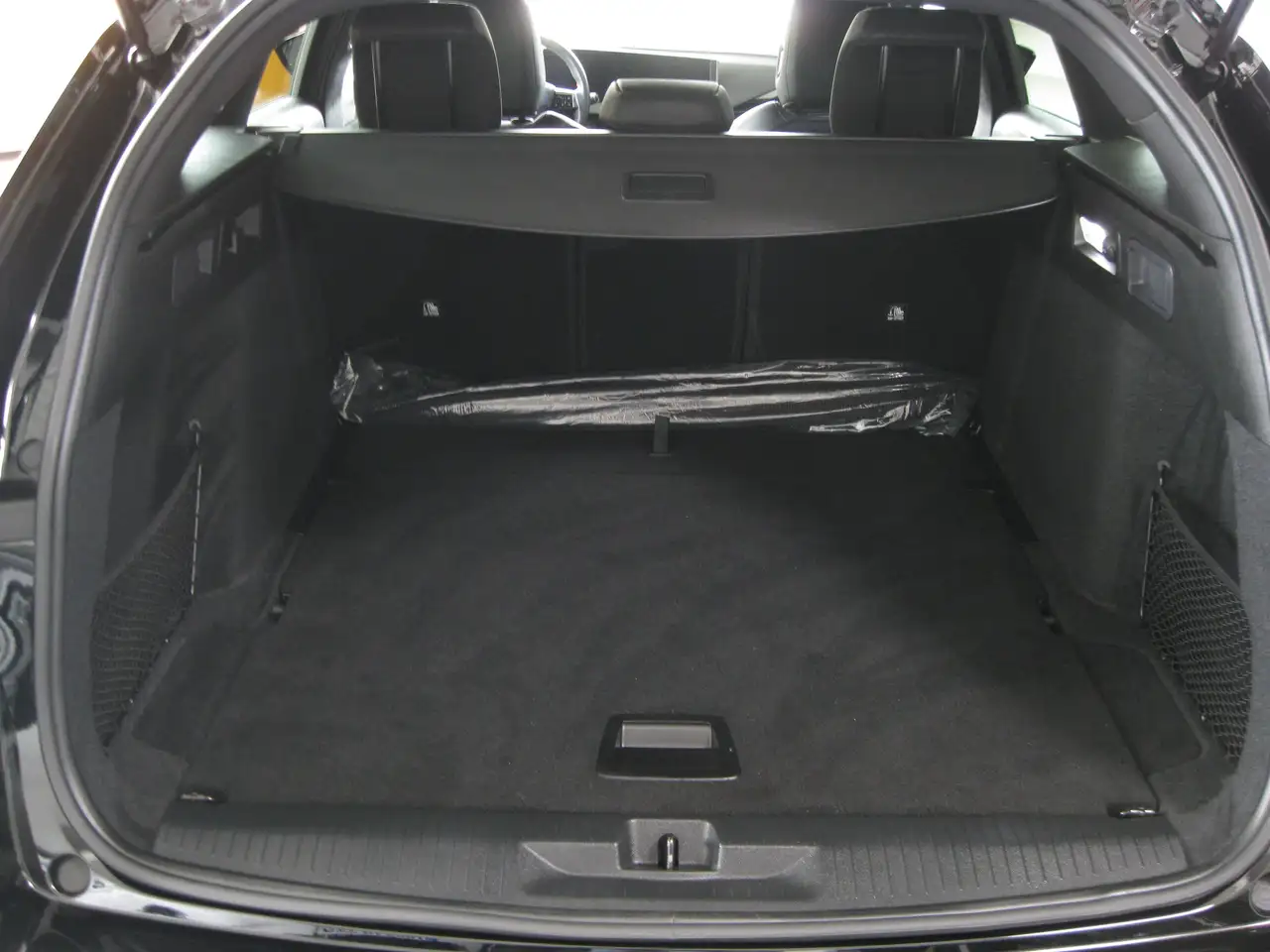 Opel Astra Sportstourer GS — معرض صور السيارة 9