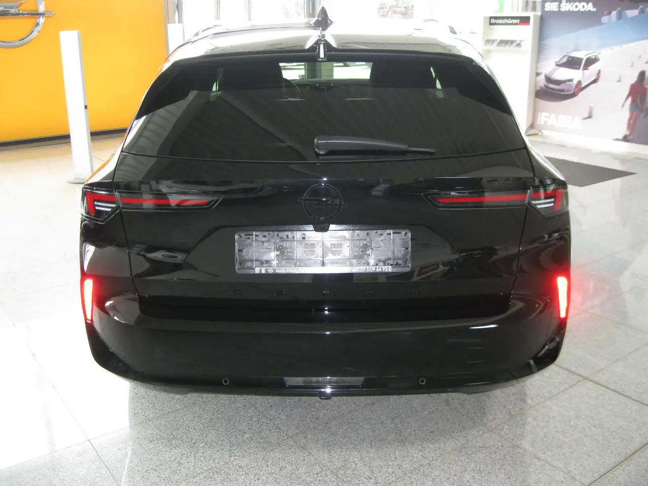 Opel Astra Sportstourer GS — معرض صور السيارة 5