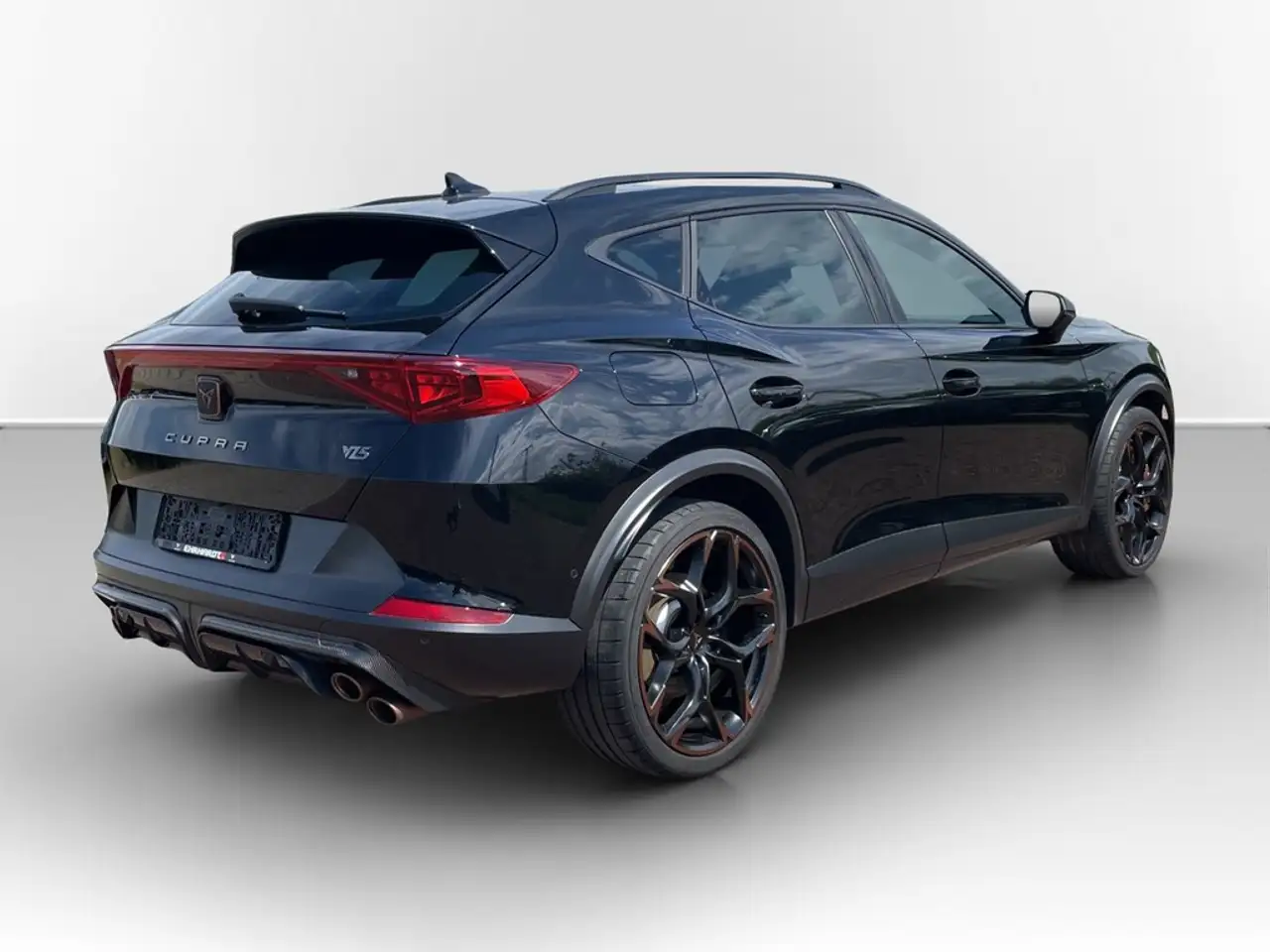CUPRA Formentor 2.5 TSI DSG 4Drive VZ5 DCC PANO*AKEBONO*MATRIX*... — معرض صور السيارة 7