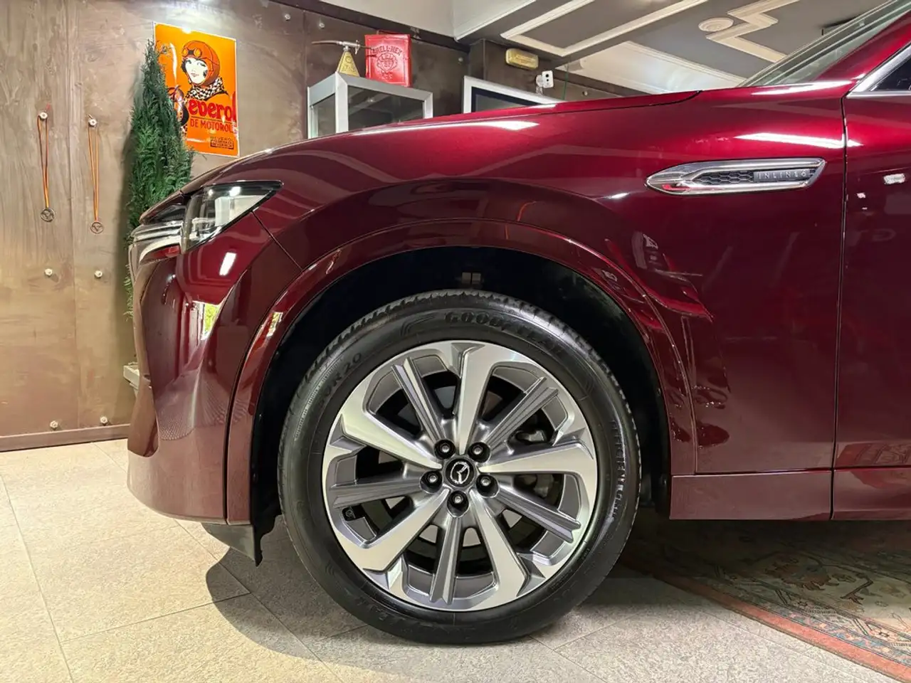Mazda CX-80 e-SKYACTIV D MHEV 187kW AWD Takumi Plus — Vehicle gallery 4