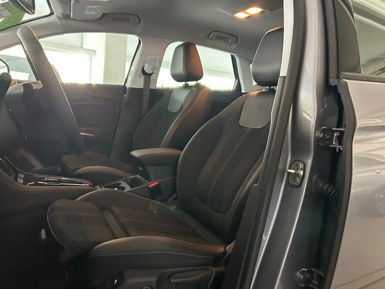 Opel Grandland 1.2 Turbo GS Line LED+SHZ+2xKlima+360 — Galerie du véhicule 11