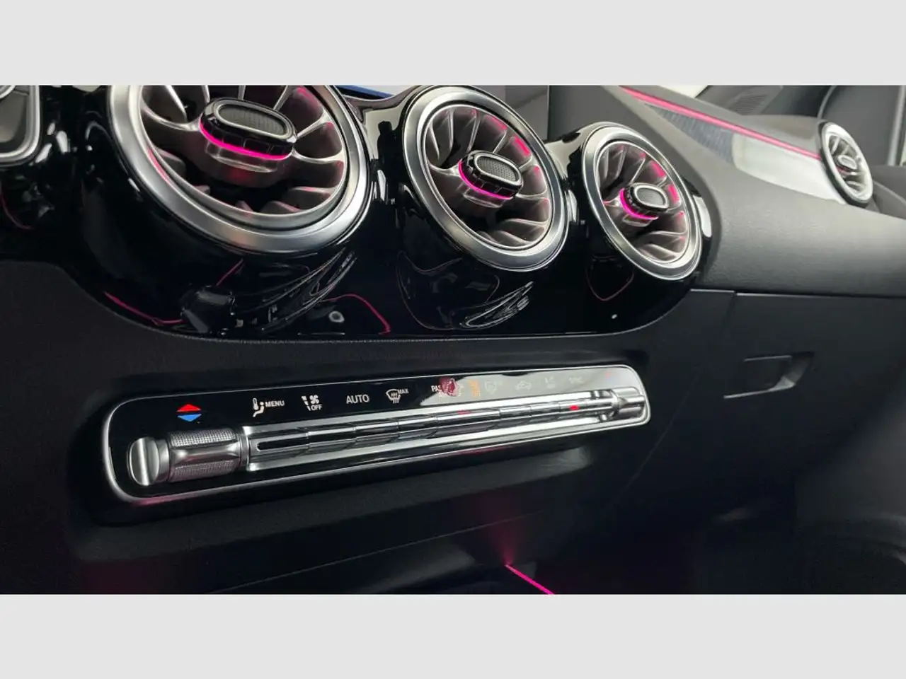 Mercedes-Benz B 200 200d — Galerie du véhicule 22