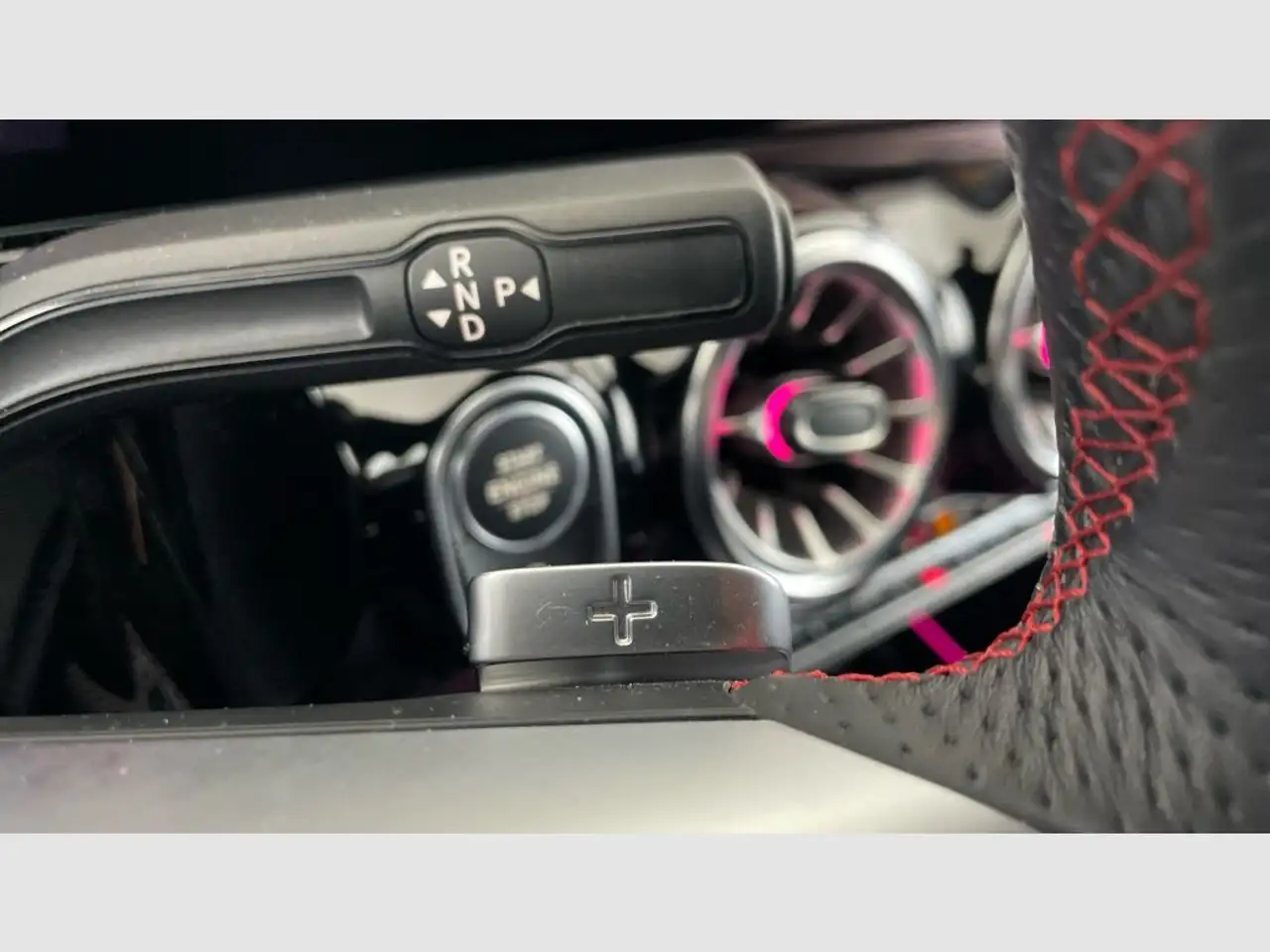 Mercedes-Benz B 200 200d — Galerie du véhicule 31