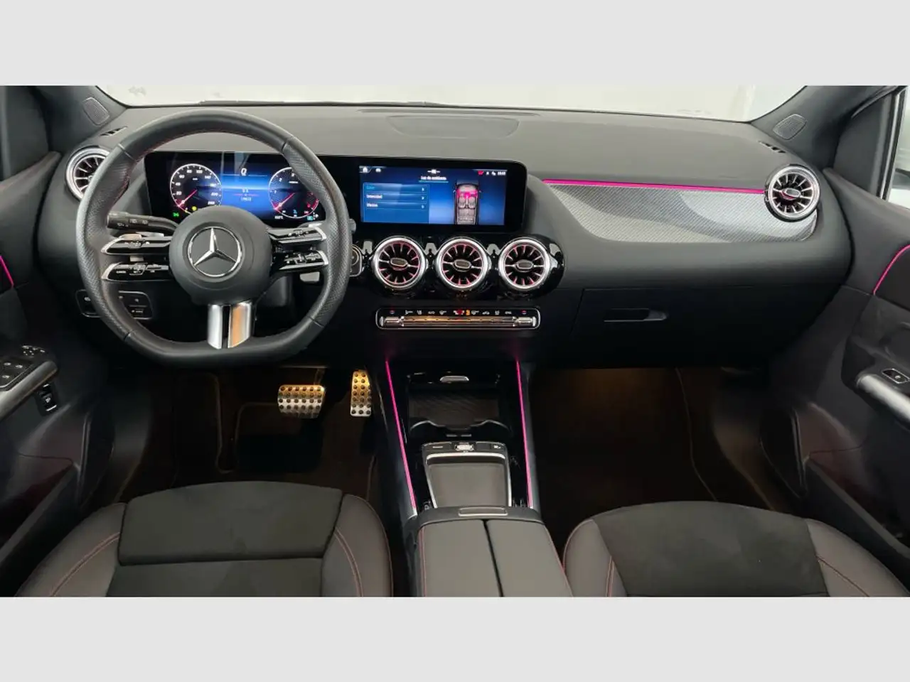Mercedes-Benz B 200 200d — Galerie du véhicule 10