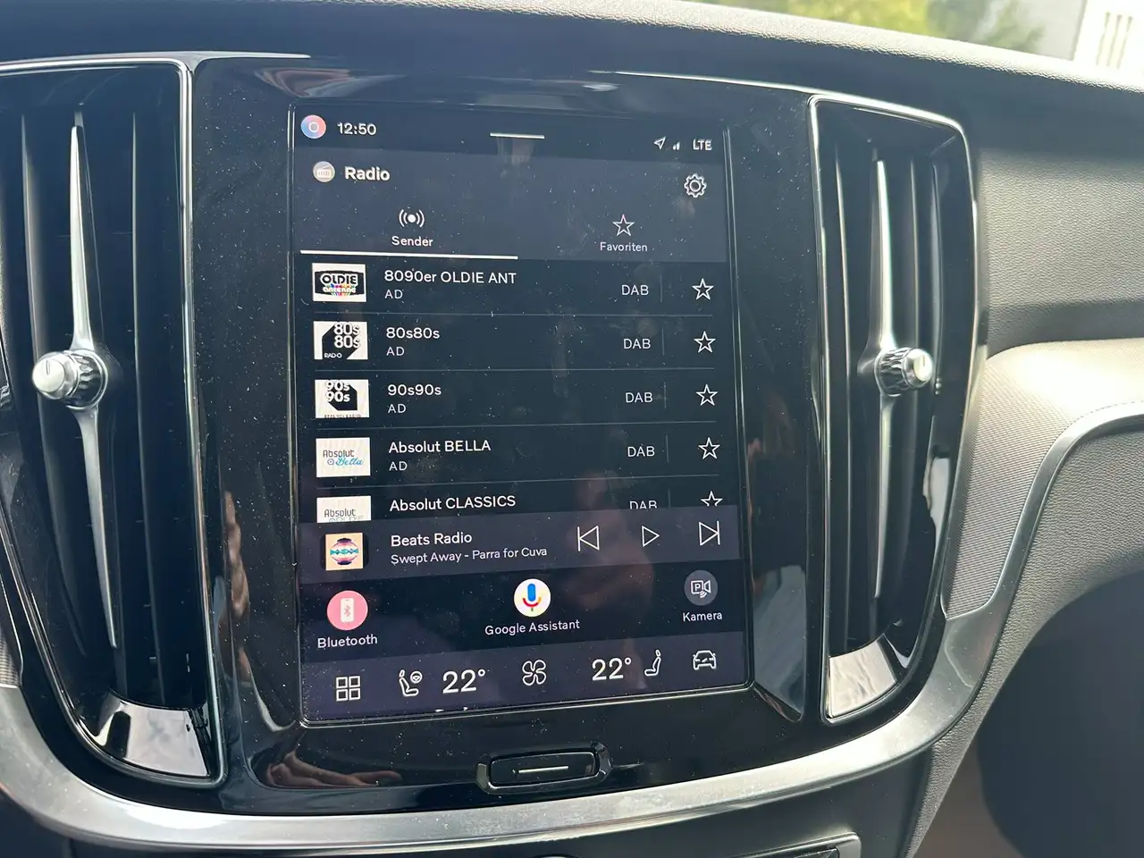 Volvo V60 Plus Dark B4 DKG ACC BLIS PANO 360 V-LED — Vehicle gallery 27