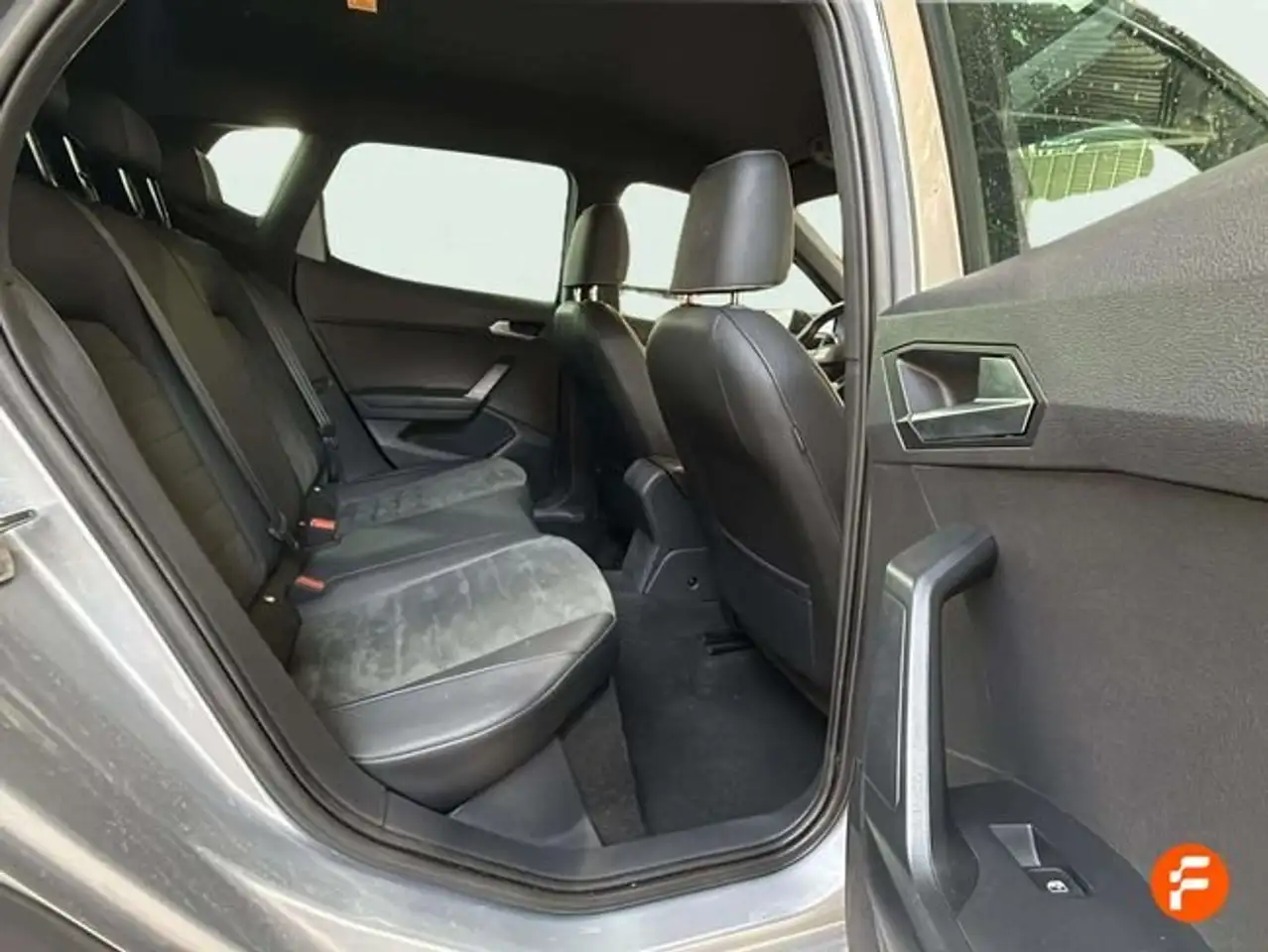 SEAT Arona 1.5 EcoTSI S&S Special Edition DSG7 150 — Galerie du véhicule 15