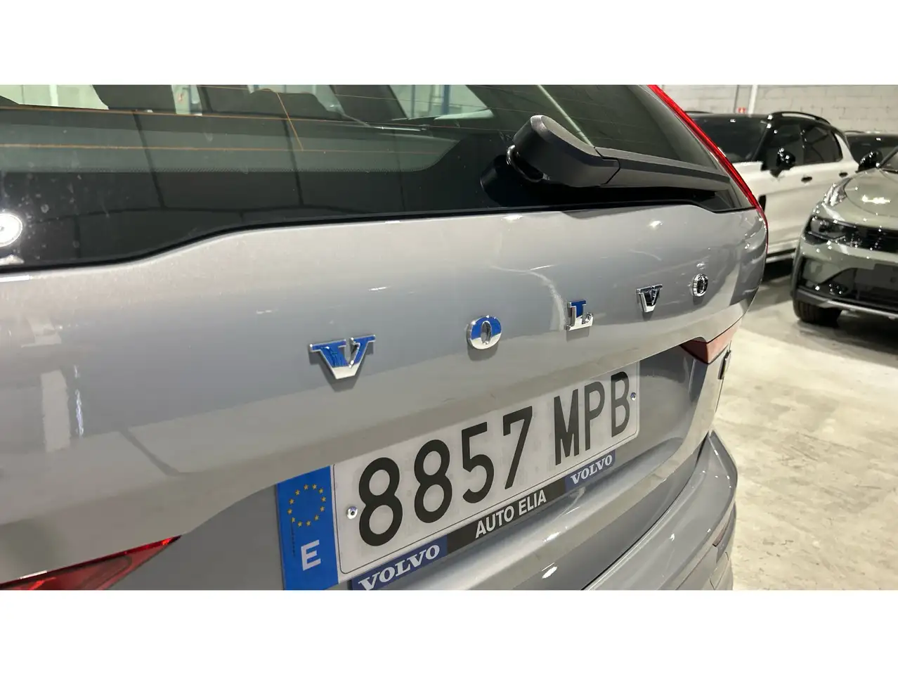 Volvo XC60 T6 Recharge Plus Bright — معرض صور السيارة 36