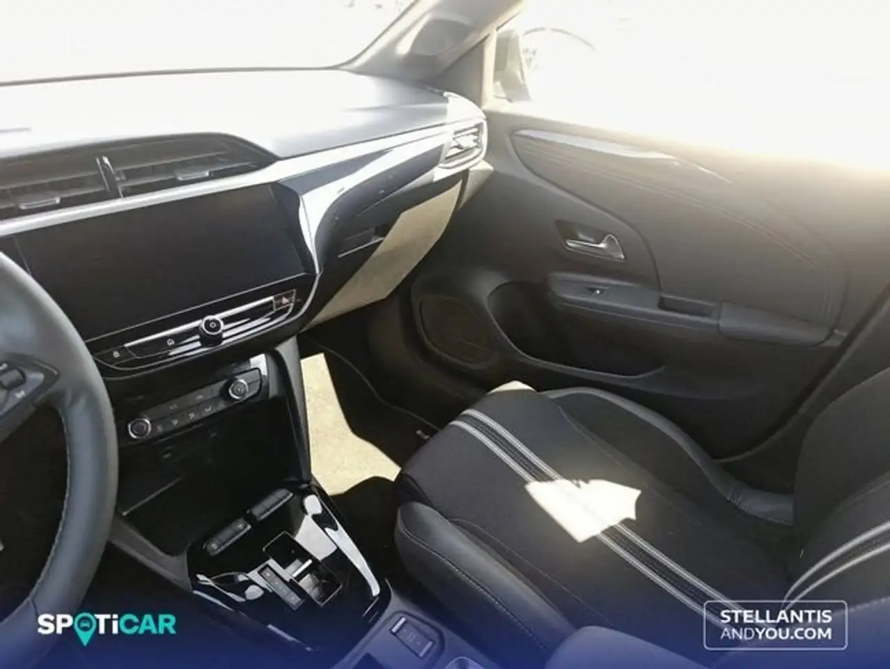 Opel Corsa 1.2T XHLHybrid 74kW eDCT GS — Vehicle gallery 17
