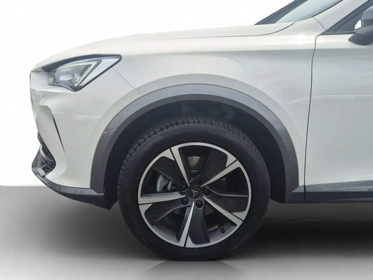 CUPRA Formentor 1.5 TSI DSG LED*VIRTUAL*CARPLAY*ACC*SHZ*PDC*KAM... — معرض صور السيارة 24