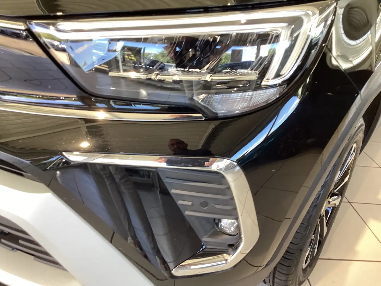 Opel Crossland 1,2 Turbo ELEGANCE PAKET LED+Navi+SHZ — معرض صور السيارة 13