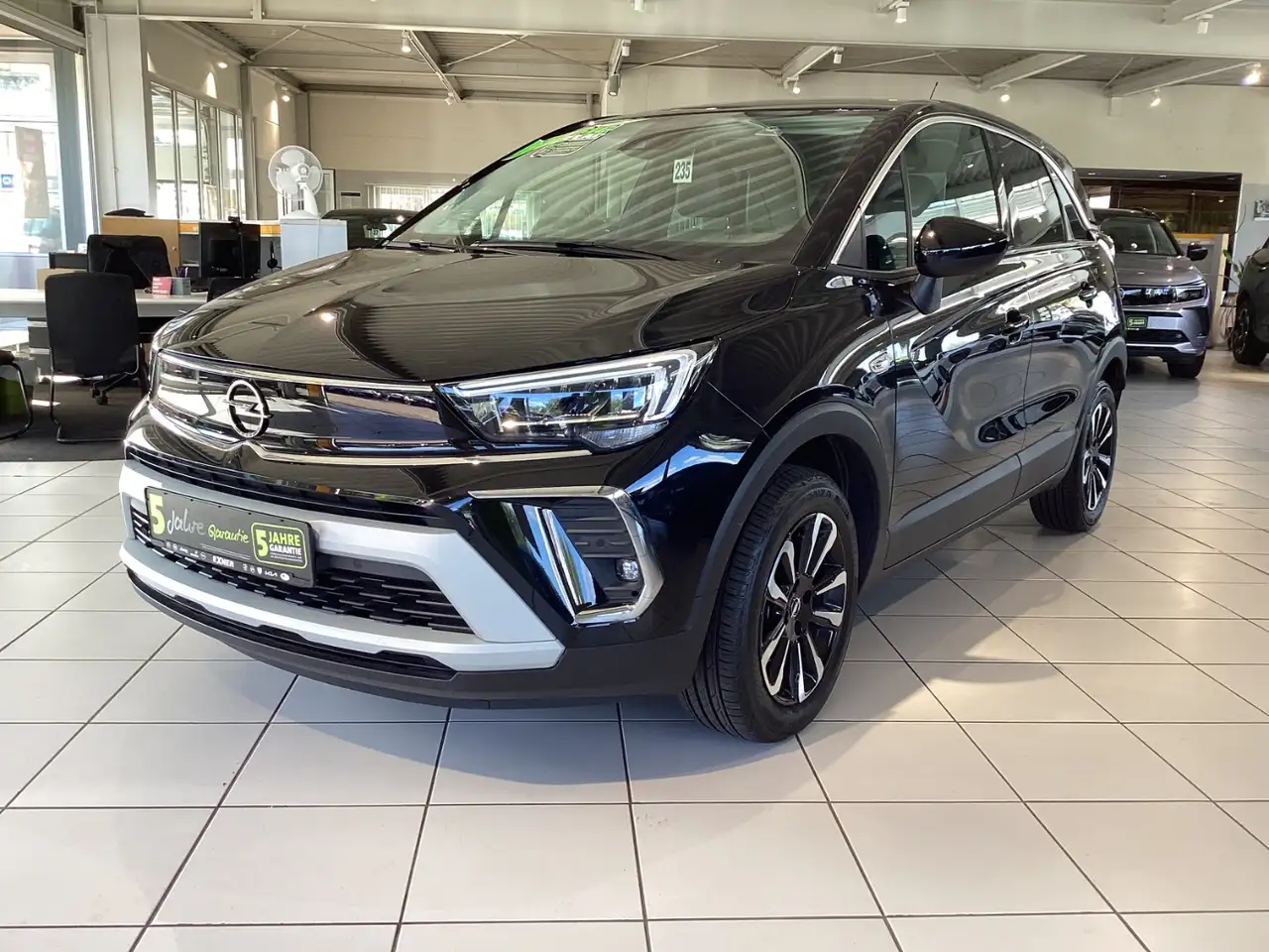 Opel Crossland 1,2 Turbo ELEGANCE PAKET LED+Navi+SHZ — معرض صور السيارة 2