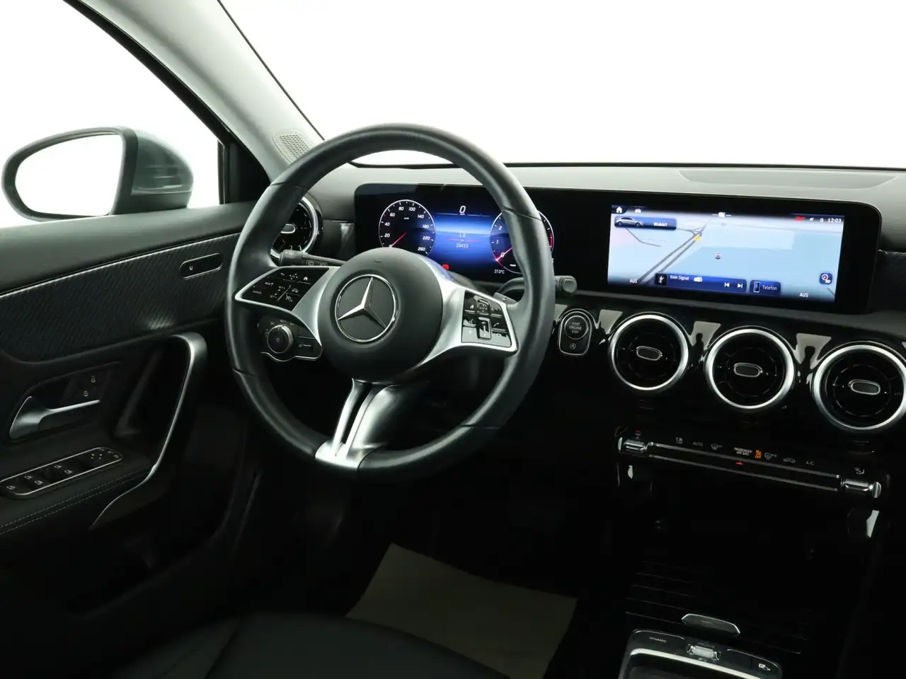 Mercedes-Benz A 180 *Progressive*Navigation*Parktronic*Kamera* — Vehicle gallery 10