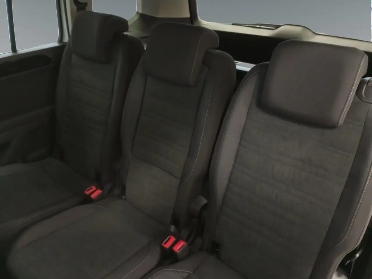Volkswagen Touran Highline 1.5 TSI R-Line NAVI+RÜCKFAHRKAMERA — Vehicle gallery 13