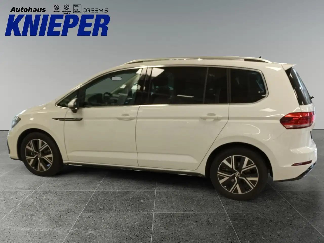 Volkswagen Touran Highline 1.5 TSI R-Line NAVI+RÜCKFAHRKAMERA — Vehicle gallery 2