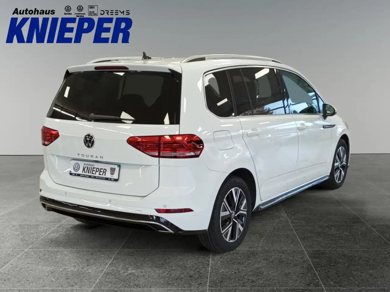 Volkswagen Touran Highline 1.5 TSI R-Line NAVI+RÜCKFAHRKAMERA — Vehicle gallery 5