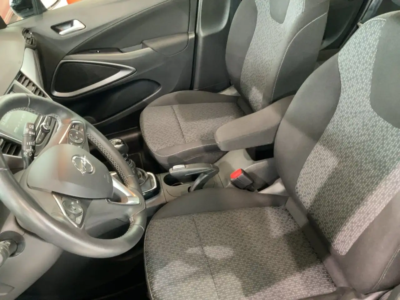 Opel Crossland 1.2 Turbo Enjoy *Bequemer Einstieg* — Vehicle gallery 10