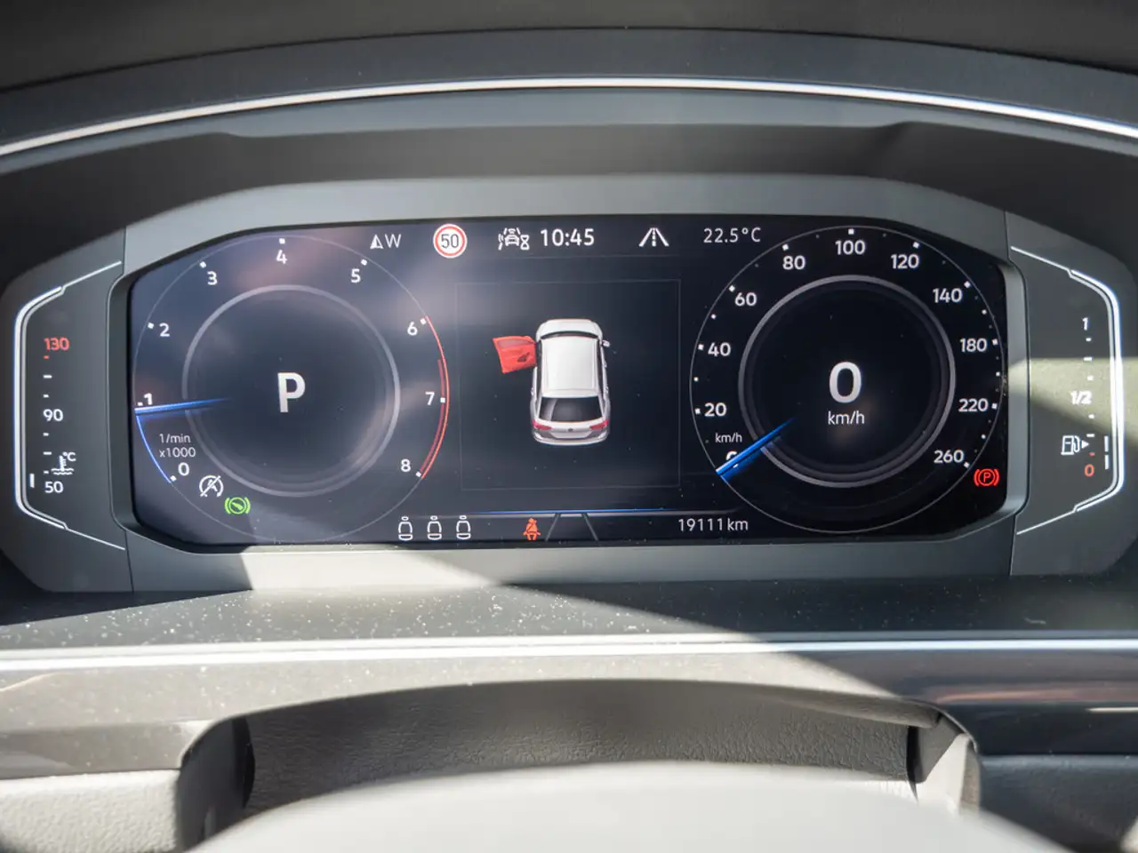 Volkswagen Tiguan 1.5 TSI Move NAVI AHK ACC FACEL. LED — معرض صور السيارة 14