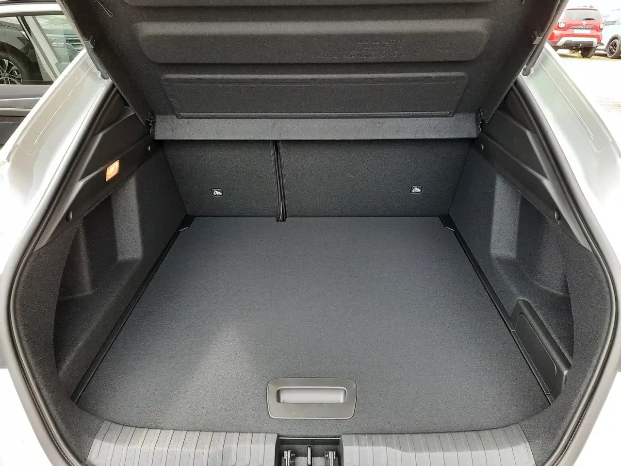 Renault Arkana Esprit Alpine Full Hybrid 145 Topausstatt — Vehicle gallery 10