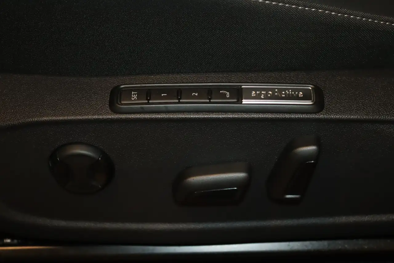 Volkswagen ID.3 Pro Move-360°-ACC-LED-SHZ-KESSY-CCS-NAV-DAB — Galería del vehículo 10