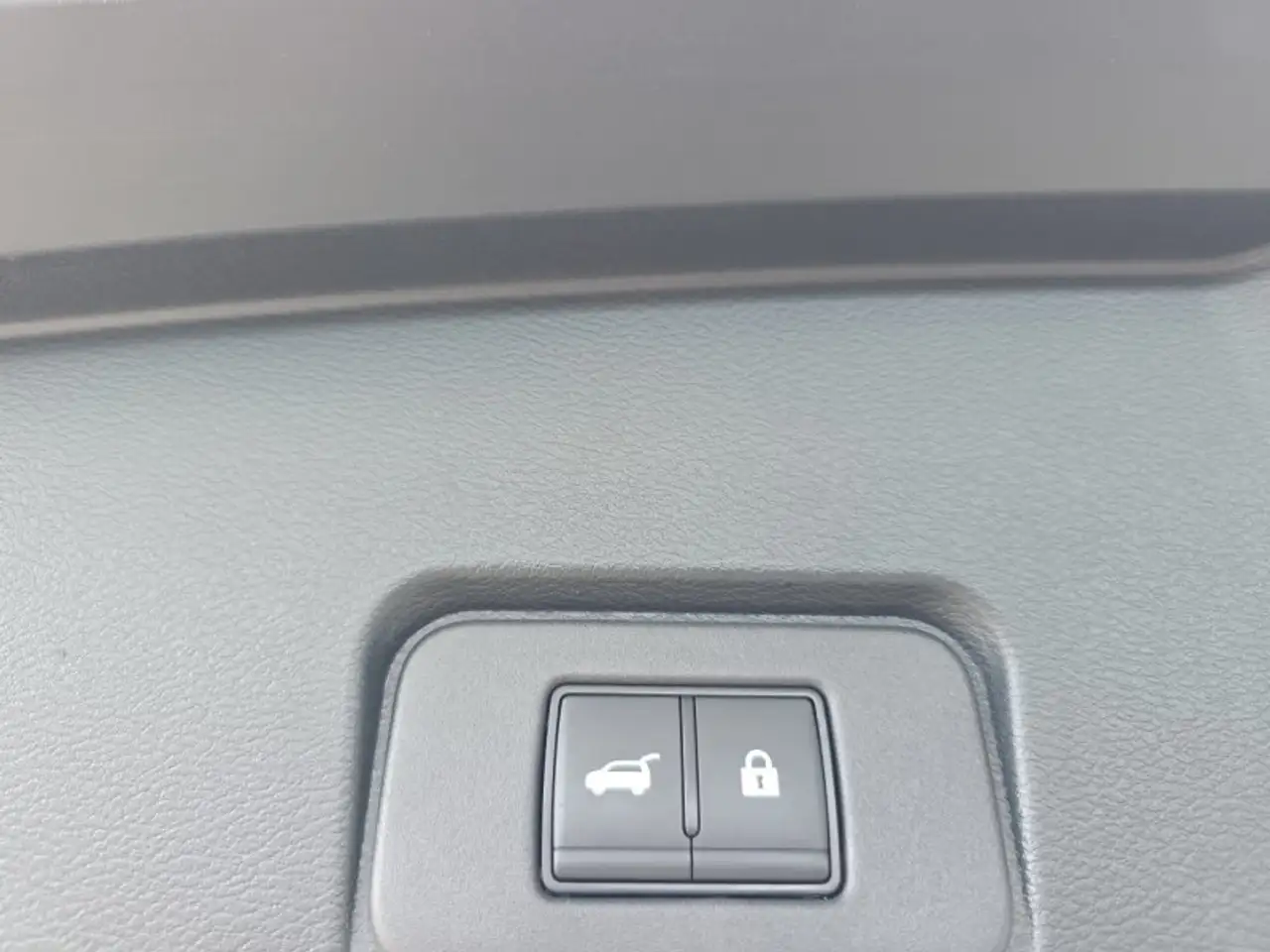 Nissan X-Trail 1.5 VC-T e-POWER 204PS ACC/Kessy/el.Klappe/Navi — Galerie du véhicule 18