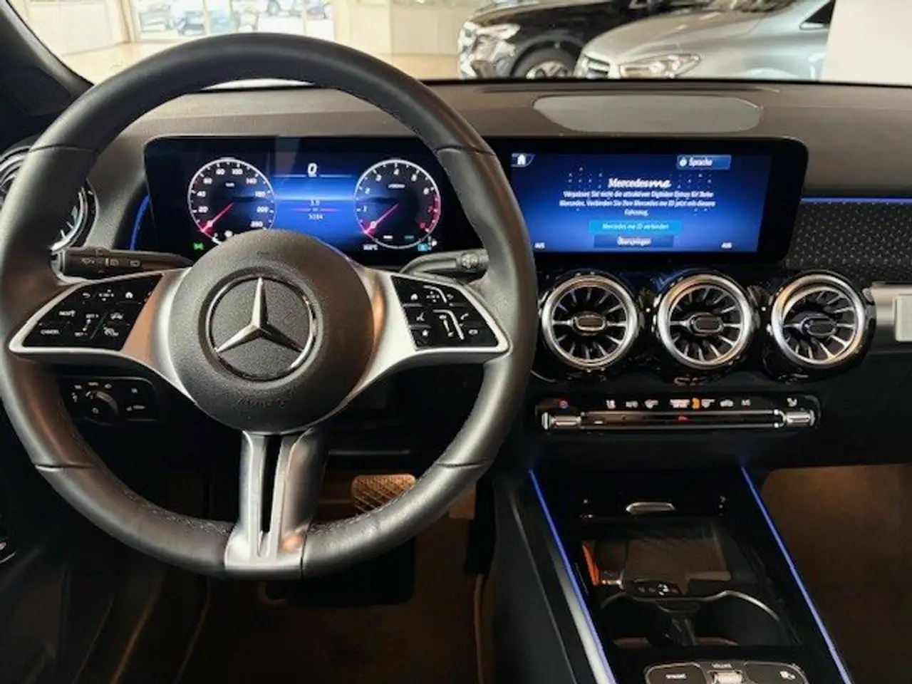 Mercedes-Benz GLB 200 GLB 200 Progressive Line Advanced Plus/AHK/LED/ — Galería del vehículo 15
