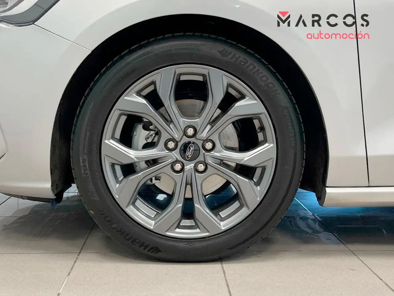 Ford Focus 1.0 Ecoboost MHEV ST-Line X 125 — معرض صور السيارة 12