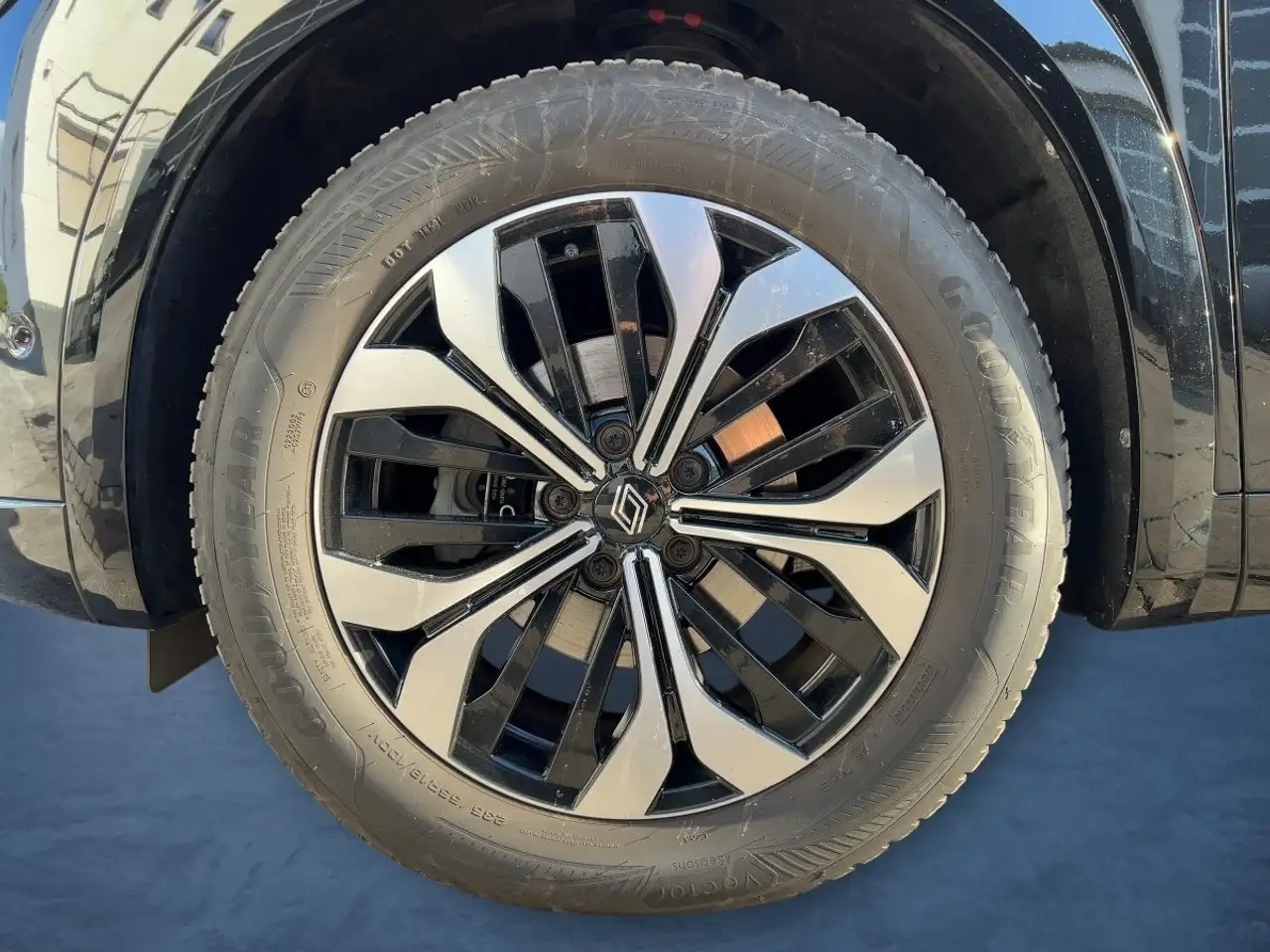 Renault Austral EVOLUTION TCe 160 AUTOMATIK SITZHEIZUNG — معرض صور السيارة 22