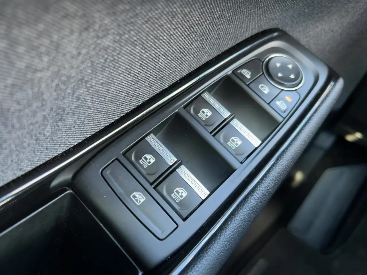 Renault Austral EVOLUTION TCe 160 AUTOMATIK SITZHEIZUNG — معرض صور السيارة 20