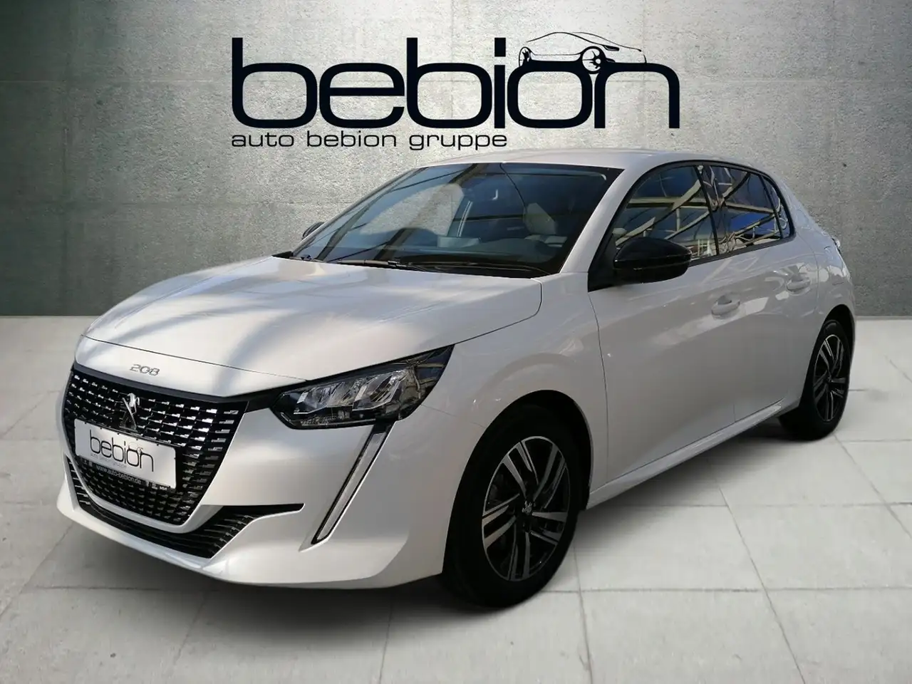 Peugeot 208 1.2 PureTech 100 Allure LED Navi PDC Kamera — Vehicle gallery 2