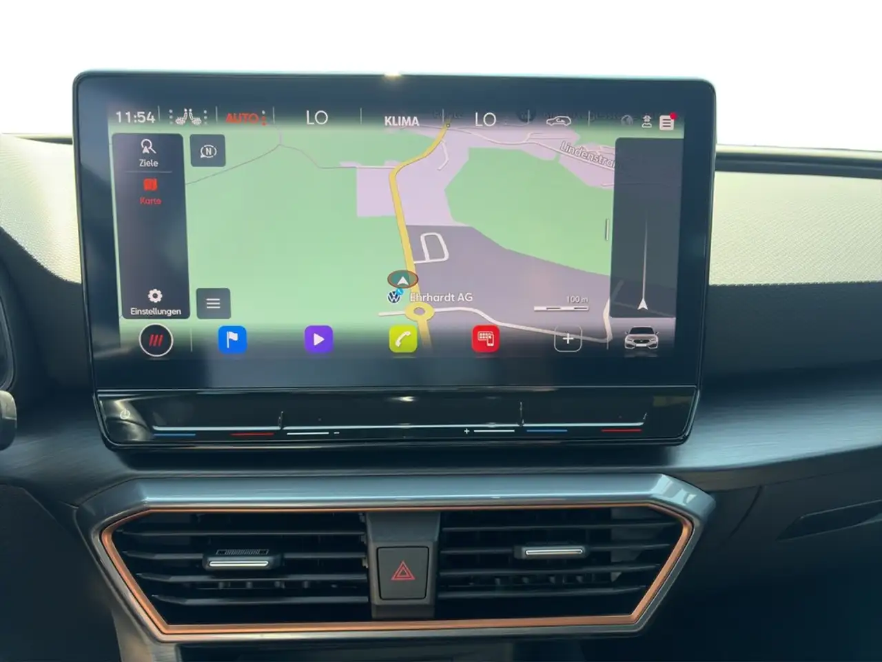 CUPRA Leon Sportstourer 2.0 TSI DSG VZ DCC MATRIX*VIRTUAL*... — معرض صور السيارة 20