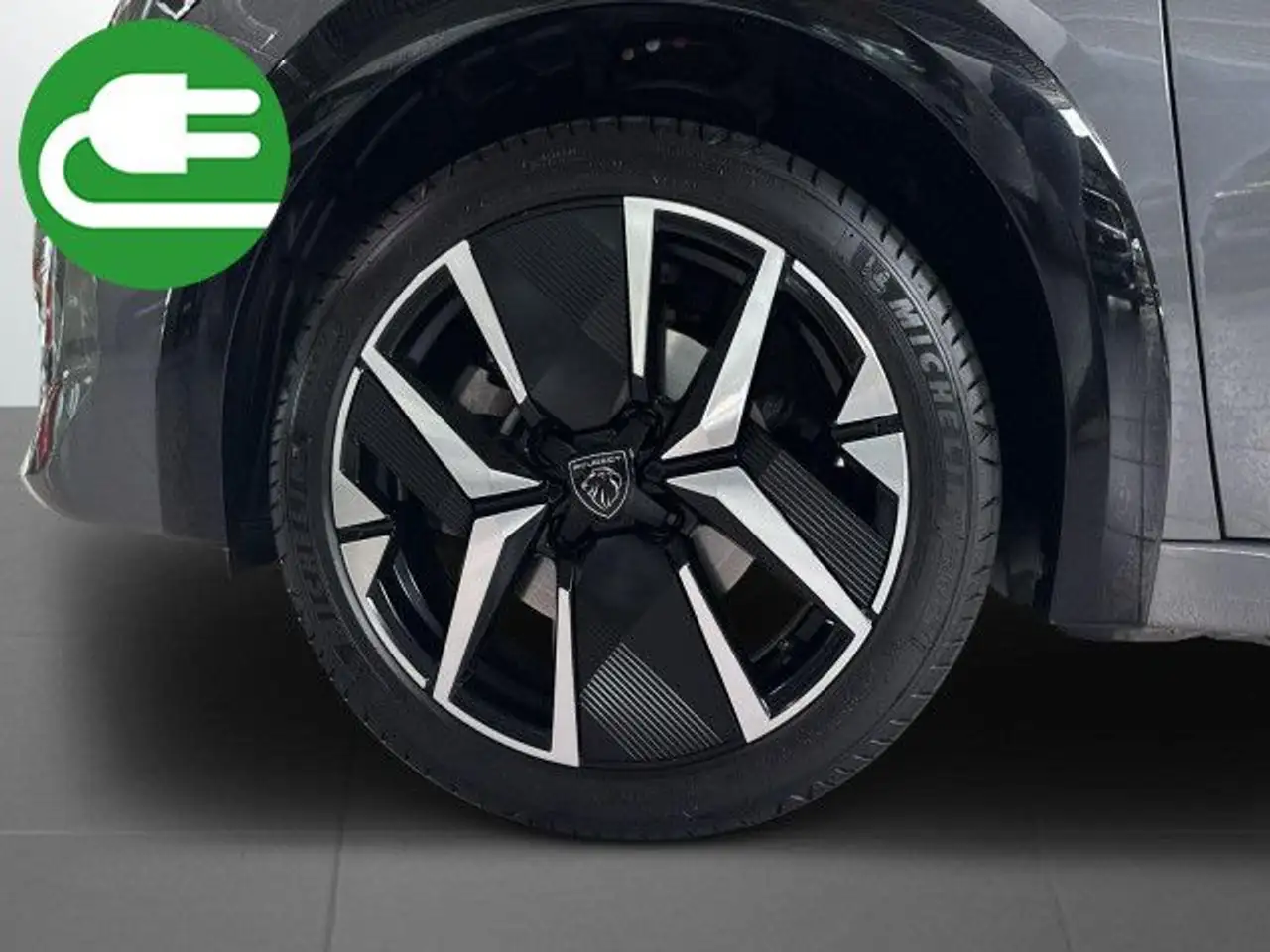 Peugeot Sonstige Neuer 208 GT HYBRID 100 e-DSC6 LED Klima Standhzg — معرض صور السيارة 18
