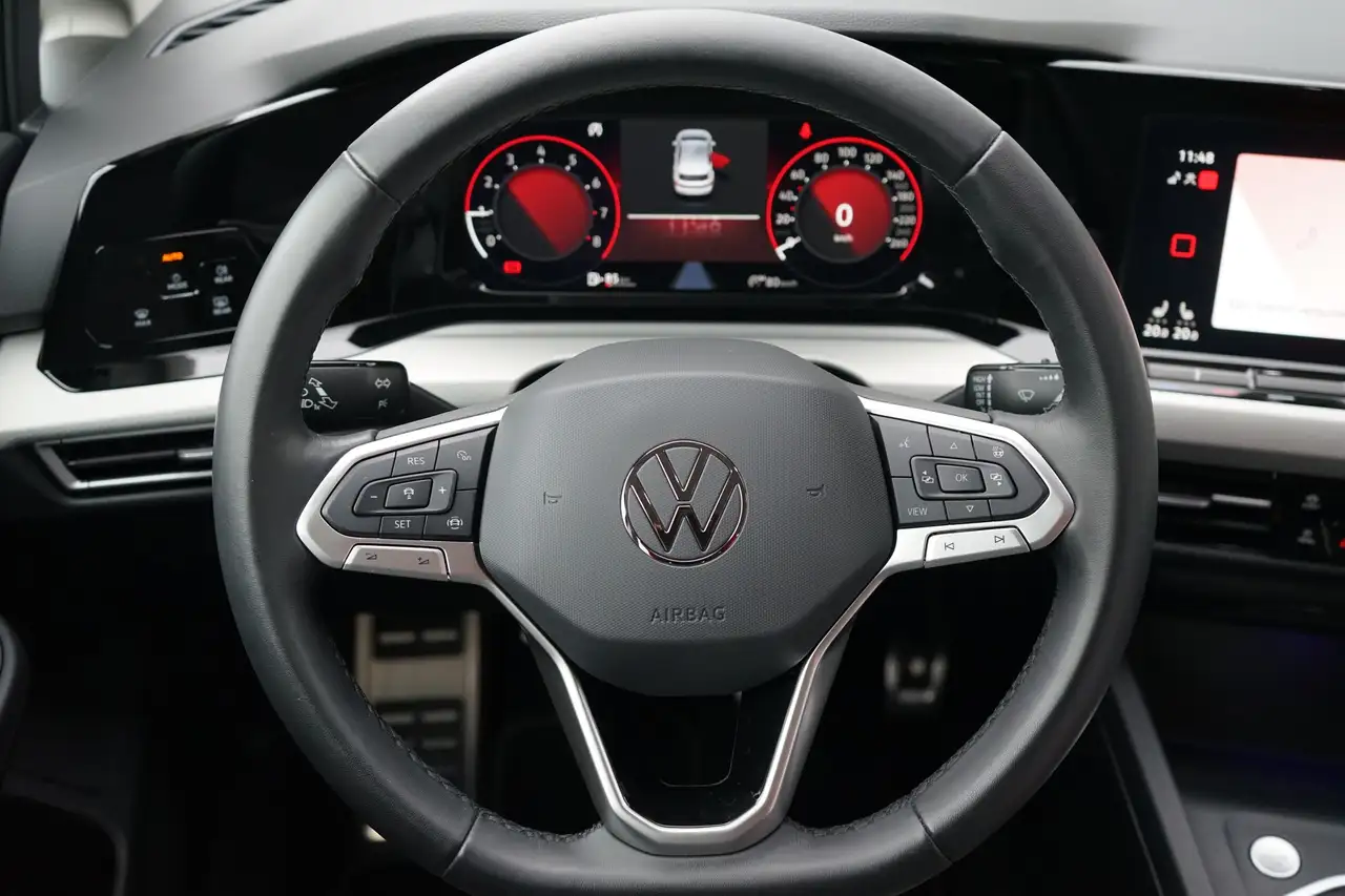 Volkswagen Golf VIII 1.0 TSI Move LED PDC App Connect — معرض صور السيارة 19