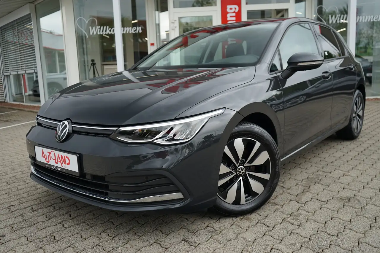 Volkswagen Golf VIII 1.0 TSI Move LED PDC App Connect — معرض صور السيارة 2