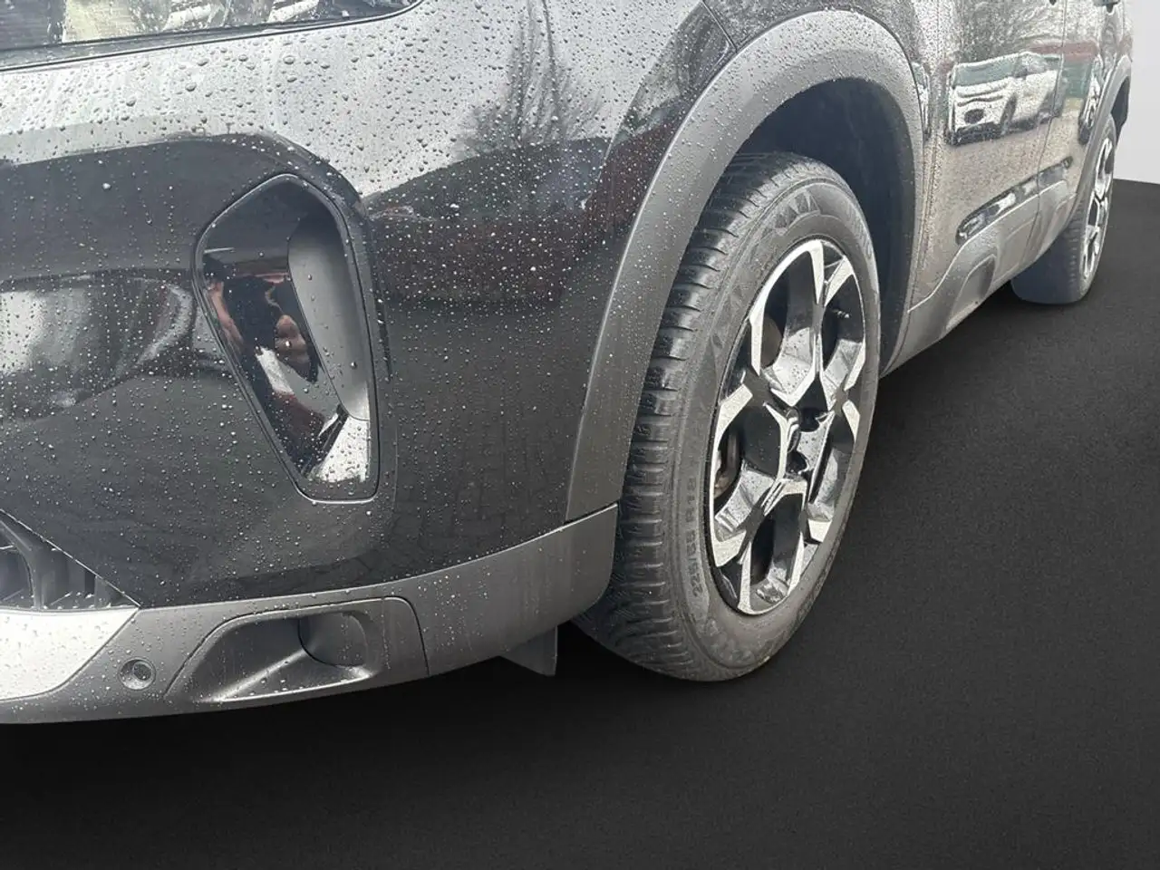 Citroen C5 Aircross 130 PT Plus PDC+NAVI+KLIMA — Galería del vehículo 11