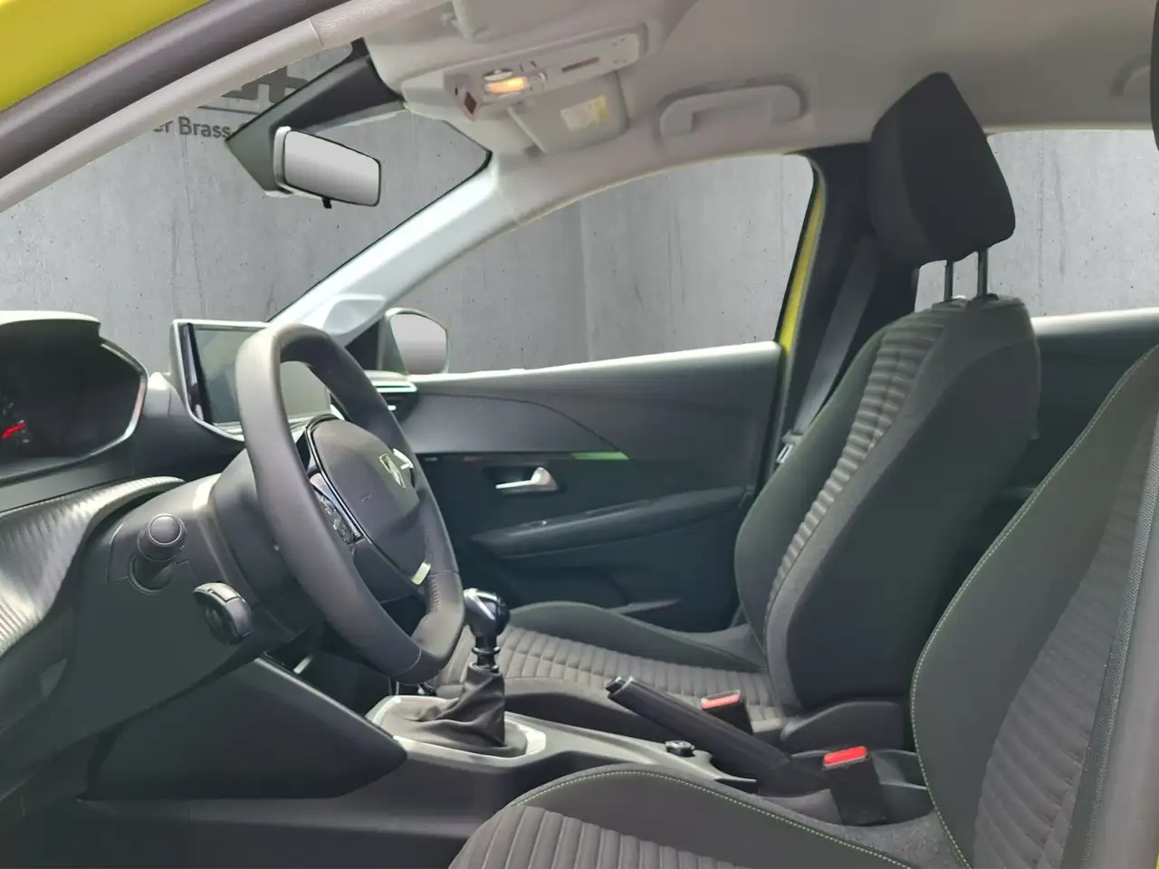 Peugeot 208 1.2 100 Active — معرض صور السيارة 9