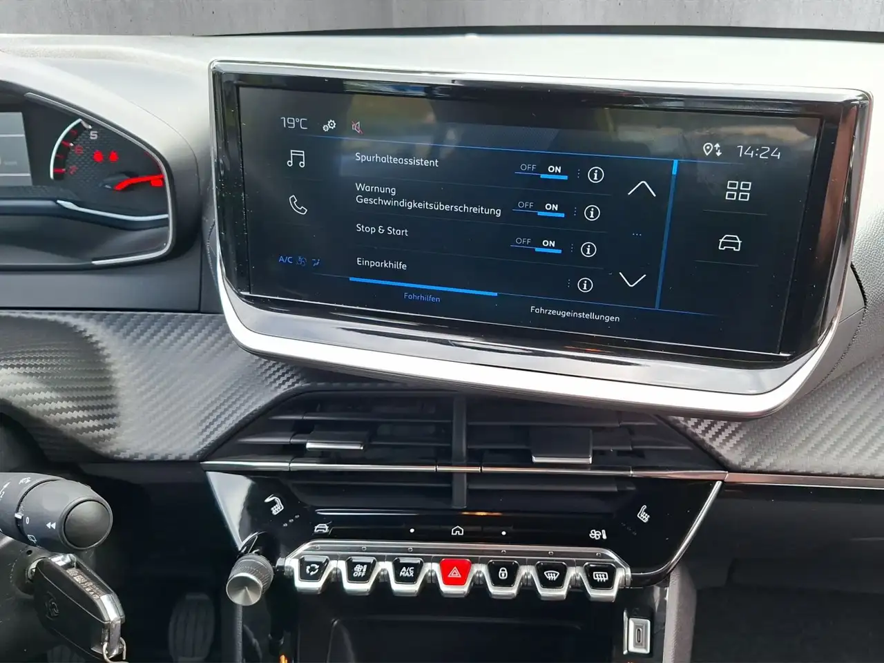 Peugeot 208 1.2 100 Active — معرض صور السيارة 15