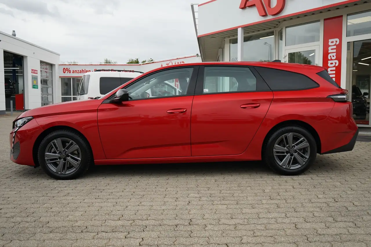 Peugeot 308 SW PureTech 130 Aut. LED ACC Navi — Vehicle gallery 4