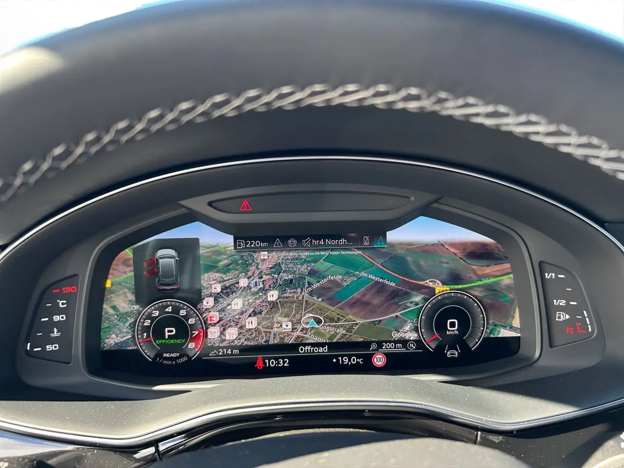 Audi SQ8 SUV AHK+HD-MATRIX+360 KAM+HUD+MASSAGE — Galerie du véhicule 7